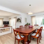 Do Vale- Stunning Family With Pool Villa *