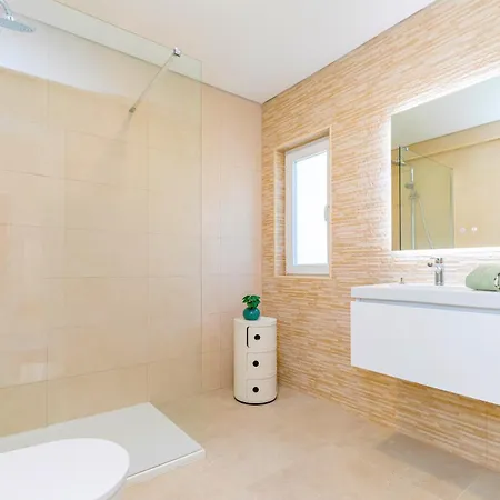 Do Vale- Stunning Family With Pool *