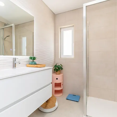 Do Vale- Stunning Family With Pool *