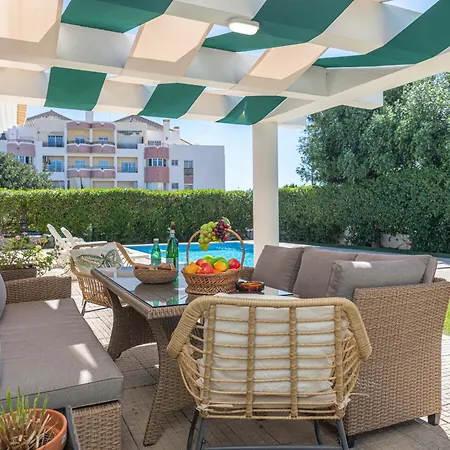 Villa Do Vale- Stunning Family With Pool Tavira