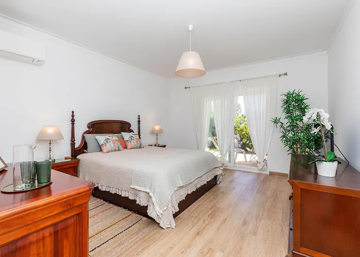 Do Vale- Stunning Family With Pool *